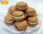 Macaron (μακαρόν) με γέμιση ανανά